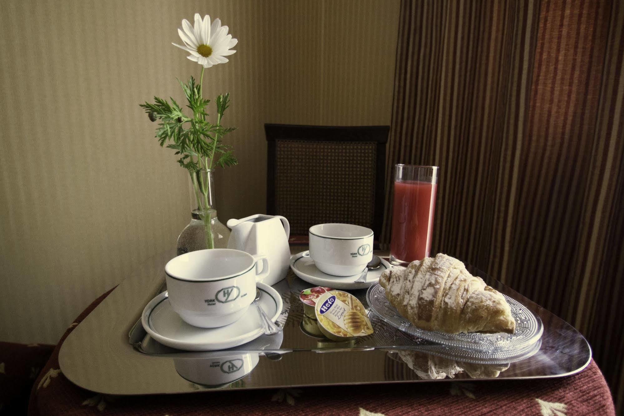 York Hotel Rome Bagian luar foto